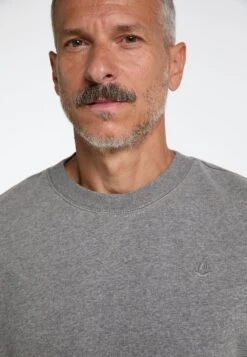 Dreimaster OversizeMit Rundhals TakelageFelpaGrau Melange Uomo Maglieria E Felpe 4DR22S05F-C11 5 Dreimaster OversizeMit Rundhals TakelageFelpaGrau Melange Uomo Maglieria E Felpe 4DR22S05F-C11 -Dreimaster ce2d4700277f4b57a6e1c3f9252ccb1e