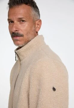 Dreimaster Übergangs Aus Teddy ZithaGiacca Da Mezza StagioneBeige Uomo Giacche 4DR22T0C1-B11 5 Dreimaster Übergangs Aus Teddy ZithaGiacca Da Mezza StagioneBeige Uomo Giacche 4DR22T0C1-B11 -Dreimaster d95927e482e7419c88048662b29b771b